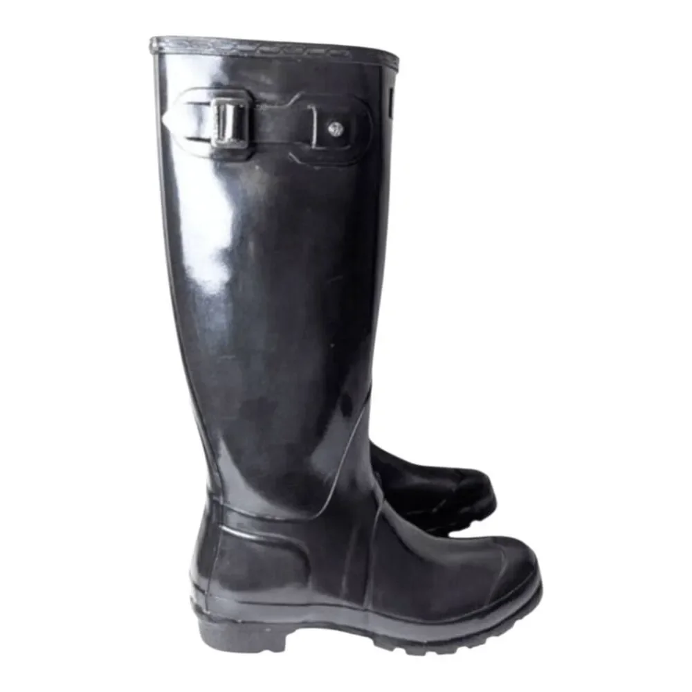 HUNTER Original Tall Gloss Rain Boot In Black Size 7